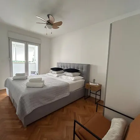Laura Apartment